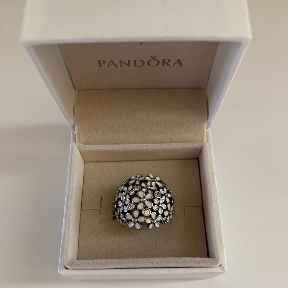 Pandora Daisy Bouquet Ring